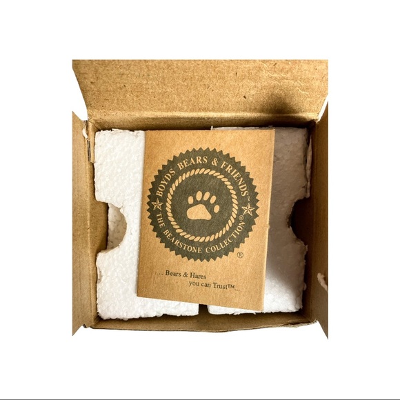 The Bearstone Collection Boyds Bears & Friends: Larry Nuthin' But Net 19… - Picture 3 of 15